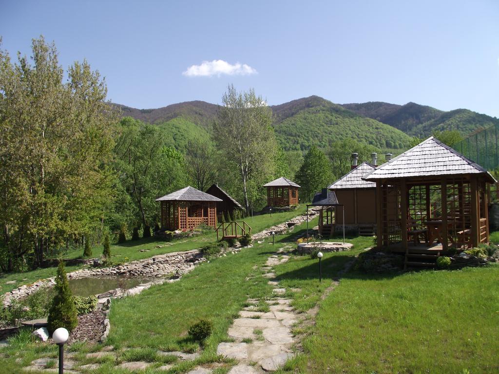 Spa Hotel Zoryani Karpaty Viharos Kültér fotó