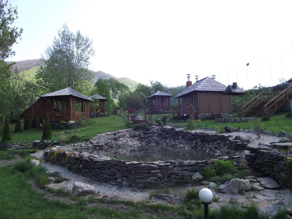 Spa Hotel Zoryani Karpaty Viharos Kültér fotó